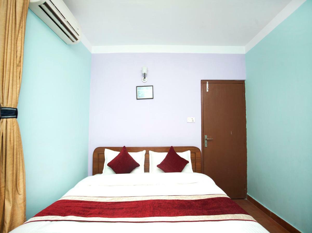 Allied Hotel Bālāju Kültér fotó